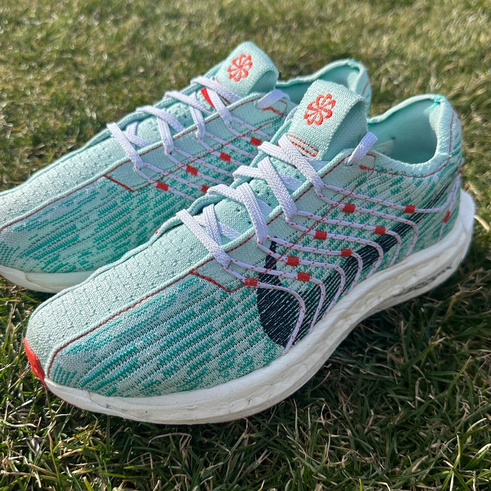 Nike Women's Mint Green Zoom X Sneakers